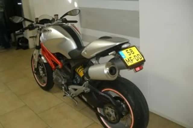 Ducati M 1100 (2009) thumbnail 4