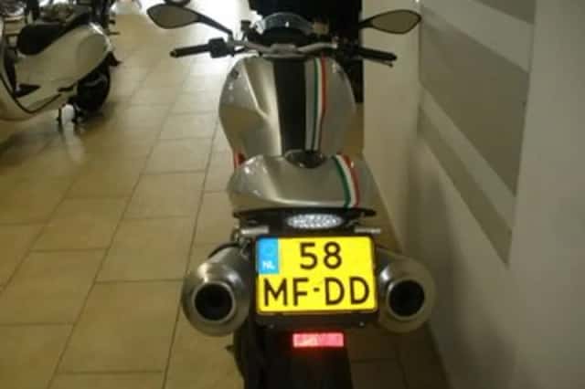 Ducati M 1100 (2009) thumbnail 5