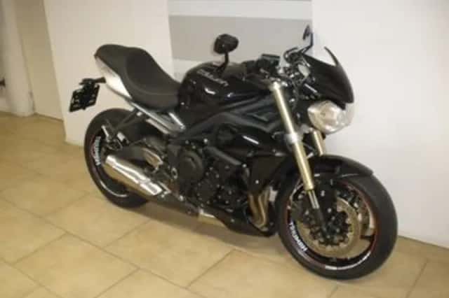 Triumph Street Triple (2015) thumbnail 4