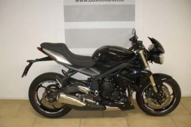 Triumph Street Triple (2015) thumbnail 6