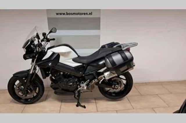 BMW F 800 R (2010) thumbnail 1