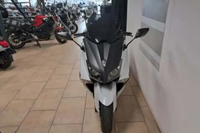 Yamaha Tmax White MAX (2013) thumbnail 2