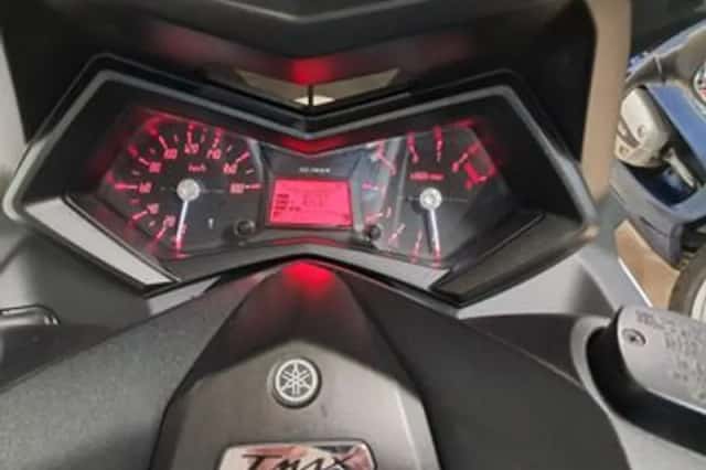 Yamaha Tmax White MAX (2013) thumbnail 3