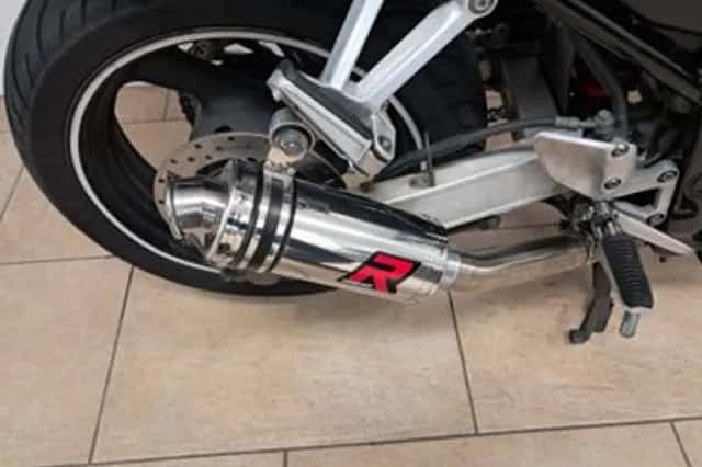 Yamaha FZS 600 Fazer (2003) thumbnail 6