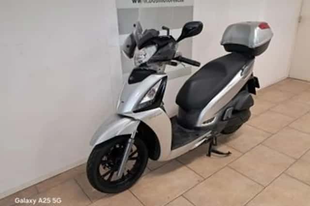 Kymco People (2012) thumbnail 2