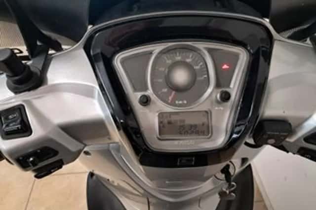 Kymco People (2012) thumbnail 5