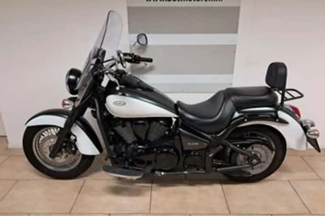 Kawasaki VN 900 Classic (2017) thumbnail 1