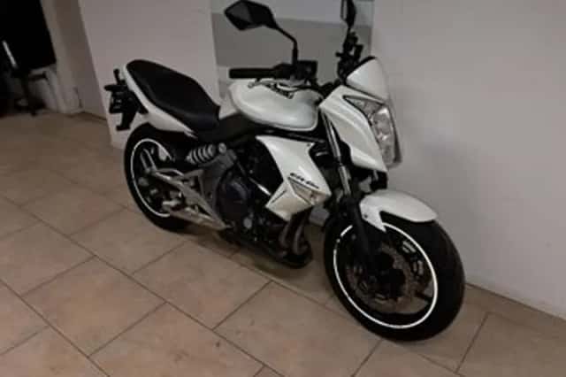 Kawasaki Er-6n (2011) thumbnail 3