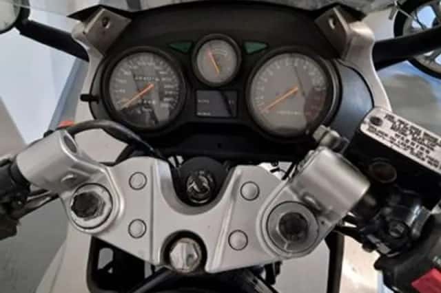 Suzuki GSX 750 F (1992) thumbnail 4