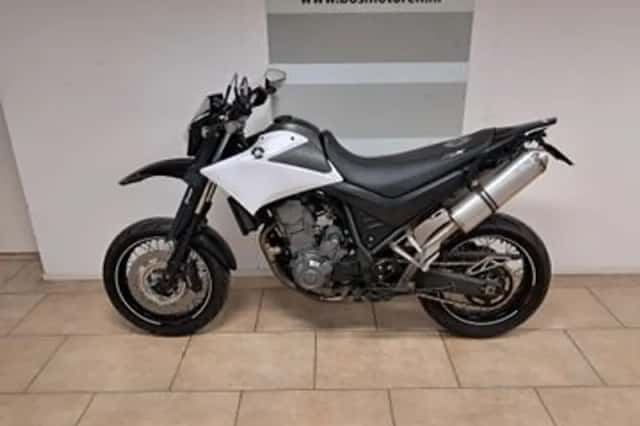 Yamaha XT660R (2010) thumbnail 1