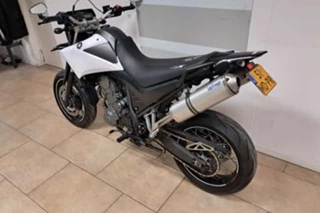 Yamaha XT660R (2010) thumbnail 2