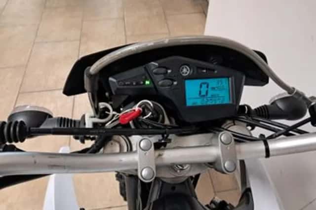 Yamaha XT660R (2010) thumbnail 3
