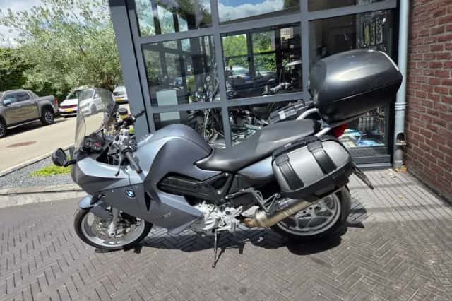 BMW F 800 ST (2008) thumbnail 1