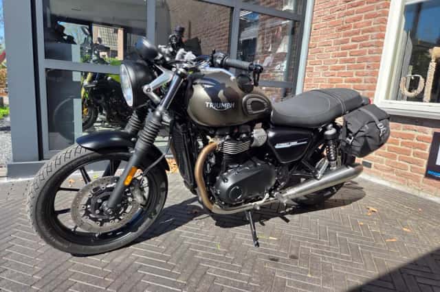Triumph Street Twin (2019) thumbnail 2