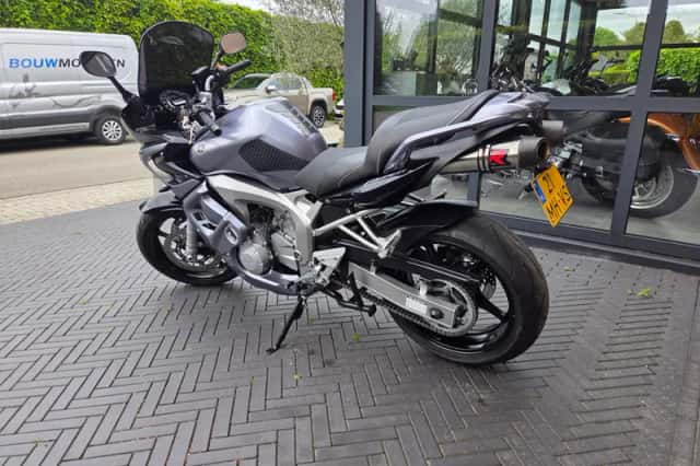 Yamaha FZ 6S Fazer (2006) thumbnail 3