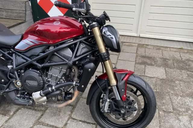 Benelli 752S (2020) thumbnail 3