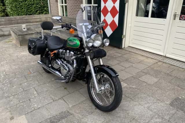 Triumph America (2002) thumbnail 2