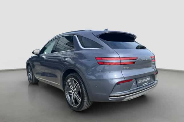 Genesis GV70 (2025) thumbnail 6