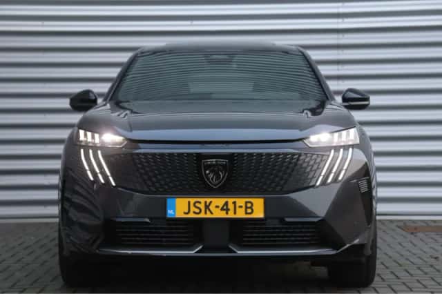 Peugeot E-3008 DUAL (2025) thumbnail 5