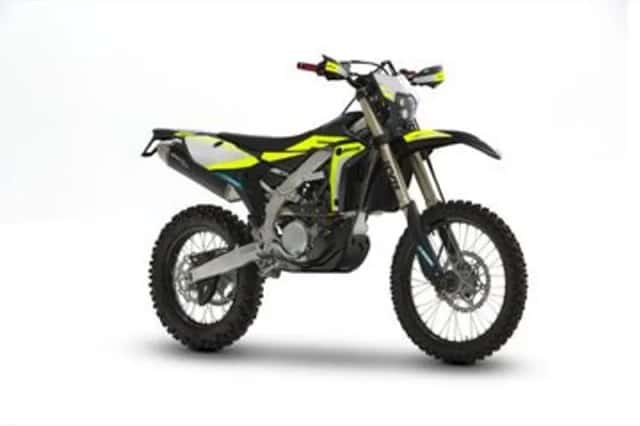 Fantic XEF 250 4T Black Edition 2024 (2024) thumbnail 3