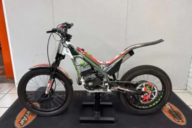 MINI Vandal R3 (2022) thumbnail 3