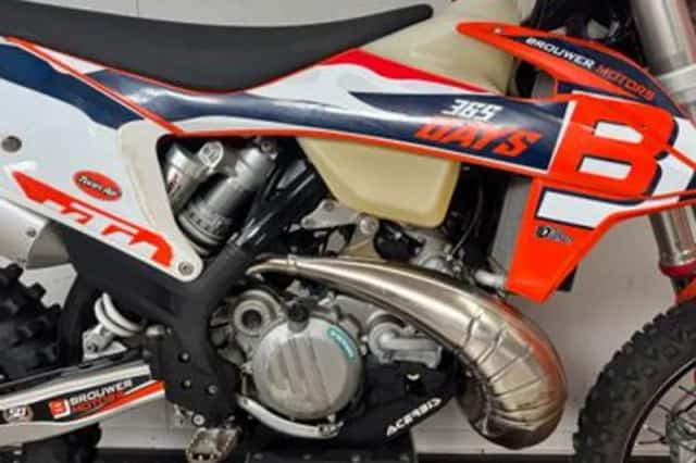 KTM 250 EXC (2021) thumbnail 2