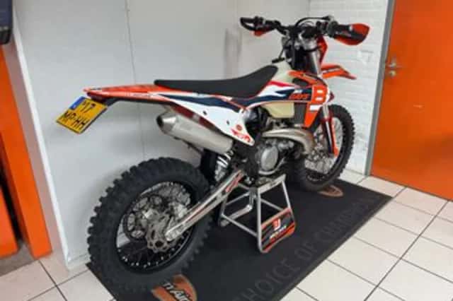 KTM 250 EXC (2021) thumbnail 6
