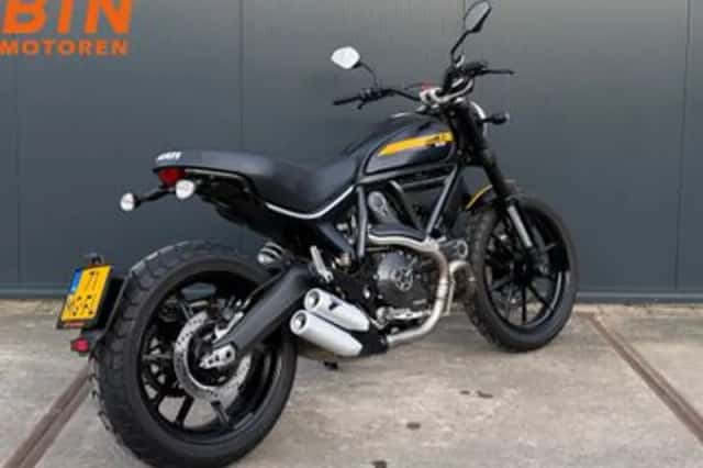 Ducati Scrambler Full Throttle (2015) thumbnail 6