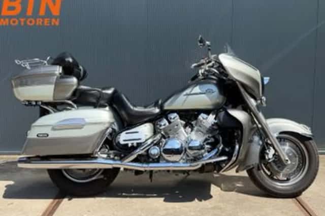 Yamaha XVZ 1300 Royal Star Venture (1999) thumbnail 1