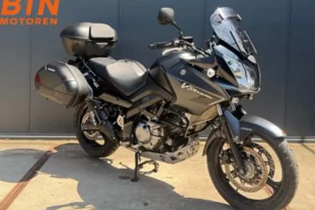 Suzuki V-Strom (2006) thumbnail 2