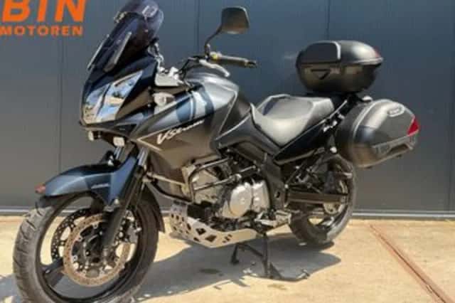 Suzuki V-Strom (2006) thumbnail 3