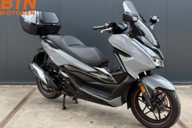 Honda NSS 300 Forza (2020) thumbnail 2