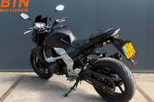 Kawasaki Z750 (2008) thumbnail 5