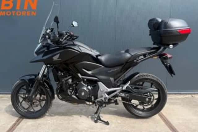 Honda NC750X (2014) thumbnail 4