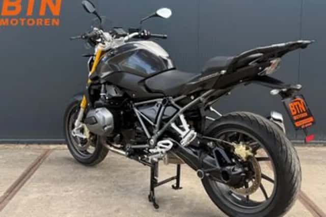 BMW R 1200 R (2015) thumbnail 5