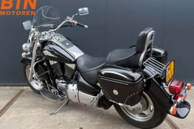 Suzuki VL 1500 Intruder (2000) thumbnail 5