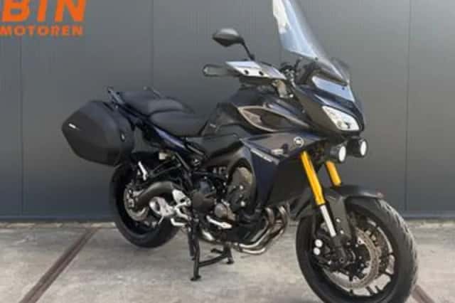 Yamaha Tracer 900 (2016) thumbnail 2