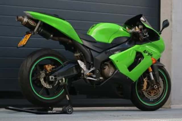 KAWASAKI NINJA ZX-6R A2 mogelijk (2005) thumbnail 3
