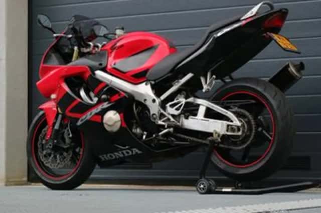 Honda CBR 600 F A2 mogelijk (2007) thumbnail 6