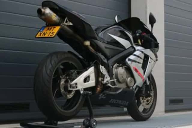 Honda CBR 600 RR A2 mogelijk (2005) thumbnail 3