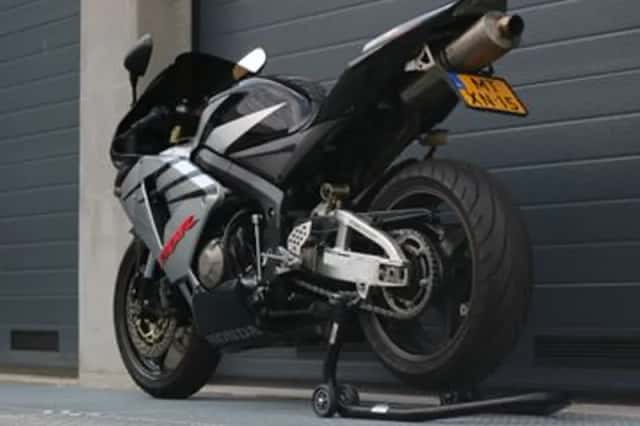 Honda CBR 600 RR A2 mogelijk (2005) thumbnail 6