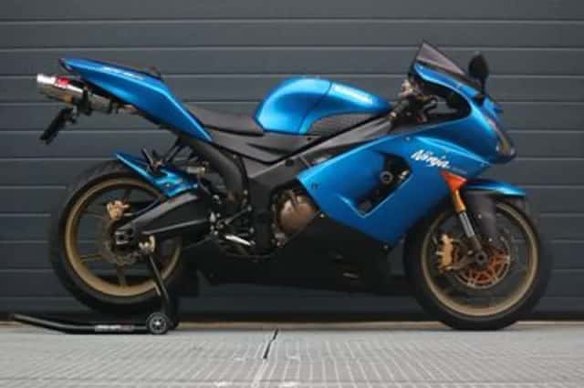 KAWASAKI NINJA ZX-6R A2 mogelijk (2005) thumbnail 2