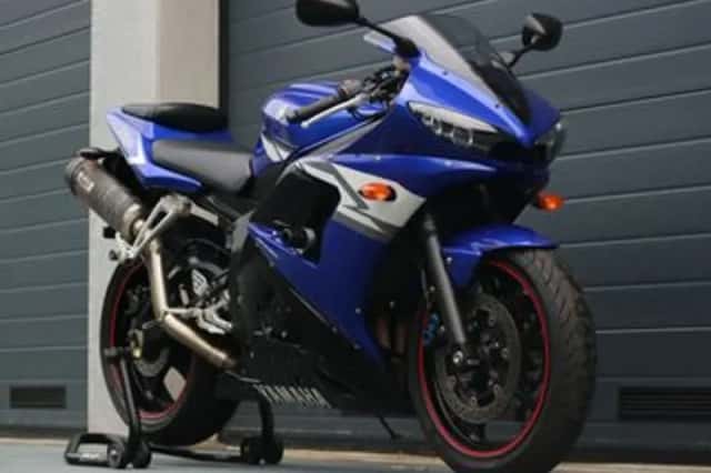 YAMAHA YZF R6 A2 mogelijk (2004) thumbnail 1