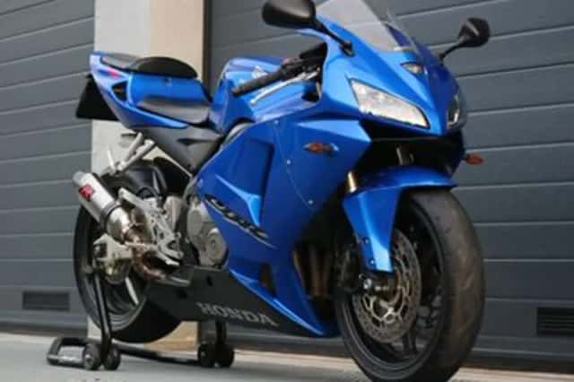 Honda CBR600RR (2005) thumbnail 1