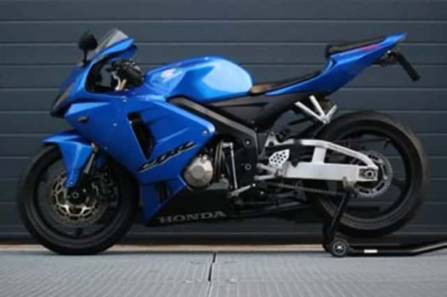 Honda CBR600RR (2005) thumbnail 5