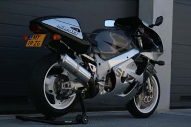 Suzuki GSX-R600 (1998) thumbnail 3