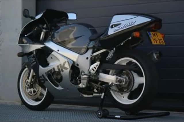 Suzuki GSX-R600 (1998) thumbnail 6