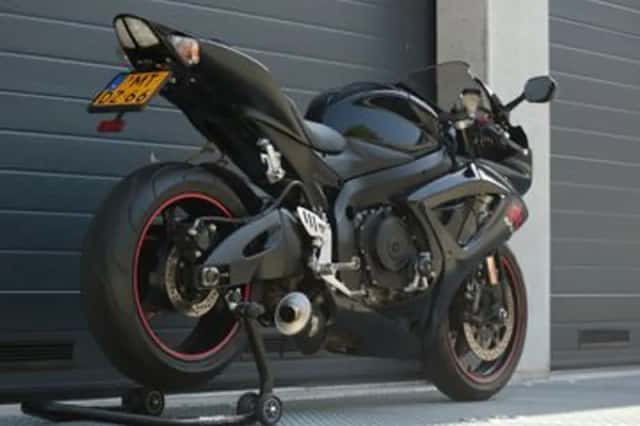 Suzuki GSX-R750 (2005) thumbnail 5