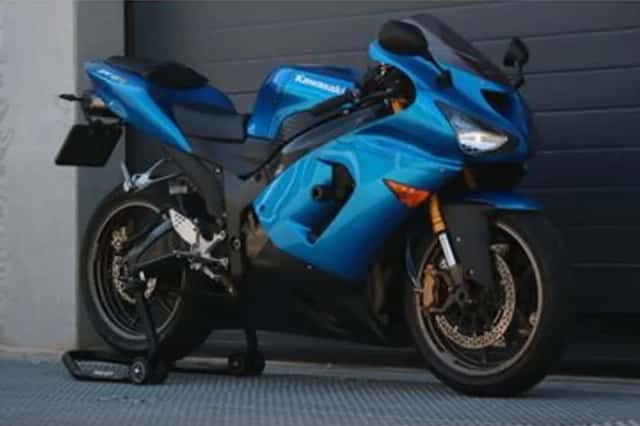 Kawasaki ZX-636 (2005) thumbnail 1
