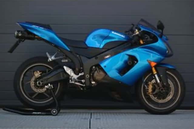 Kawasaki ZX-636 (2005) thumbnail 2
